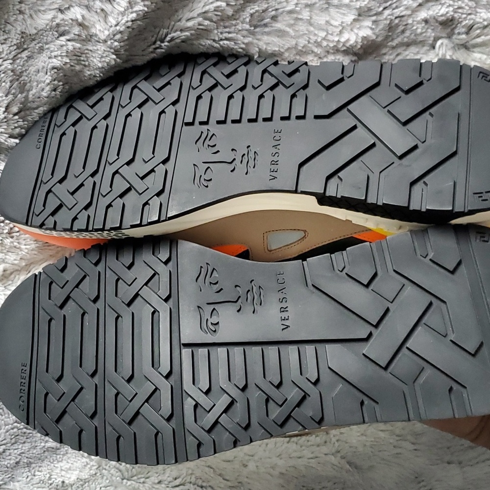 Versace Faces - image 5